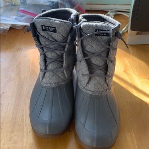 Sperry gray duck boots size 11